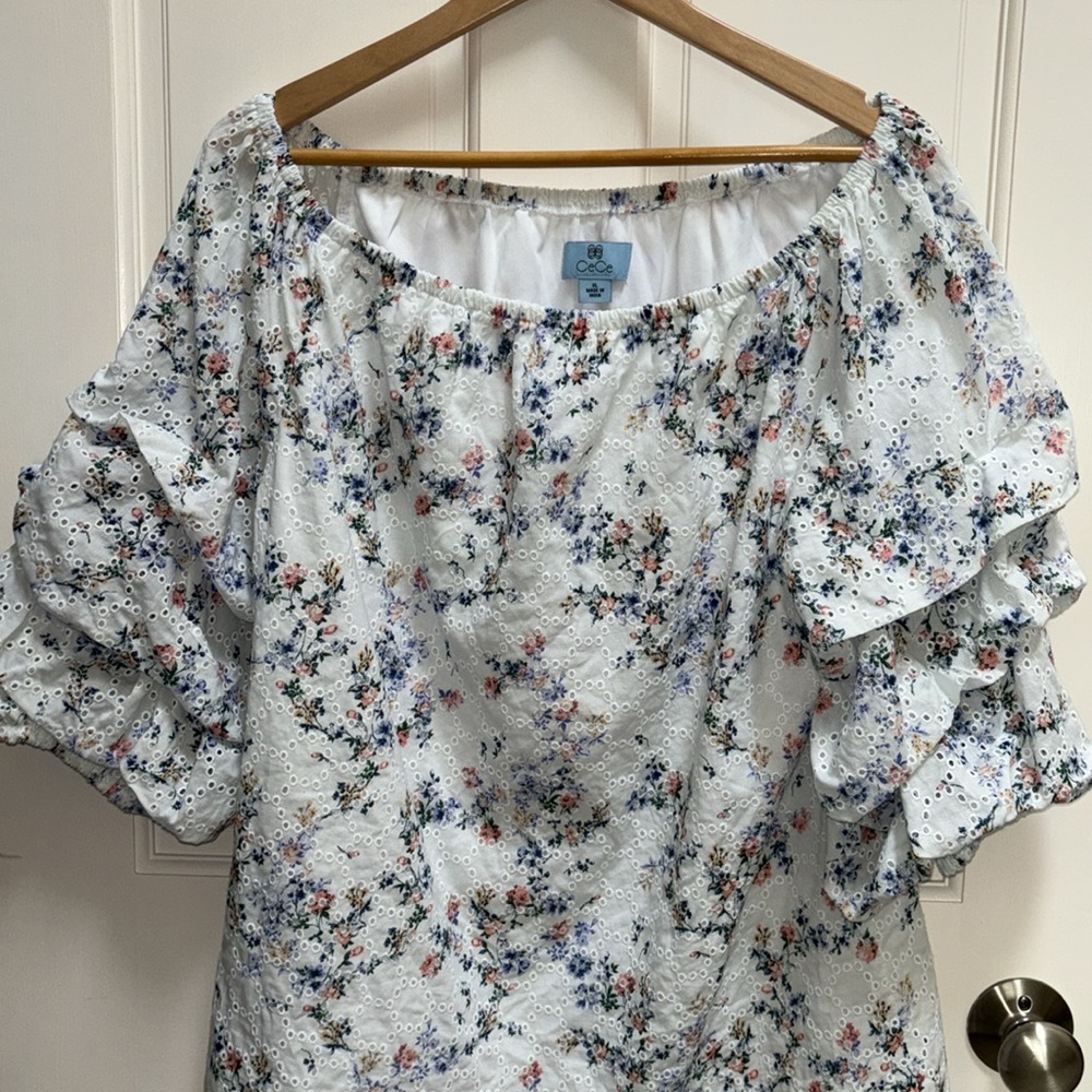CeCe balloon puffy sleeves blouse eyelet floral pattern white lined body Sz XL - Picture 2 of 14
